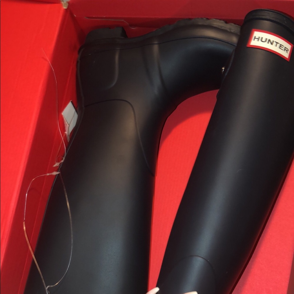 NAVY BLUE BRAND NEW BOOTS